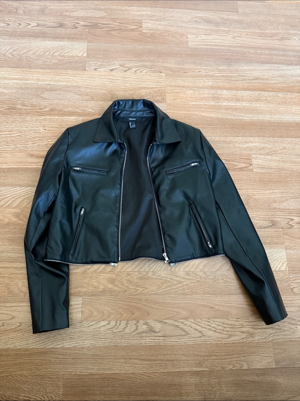 Faux Leather Cropped Jacket 🔥2 for $13🔥